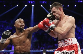 半岛体育入口-周琦赛点兑现，巴塞罗那淘汰巴黎圣日耳曼晋级四强，主帅激动落泪